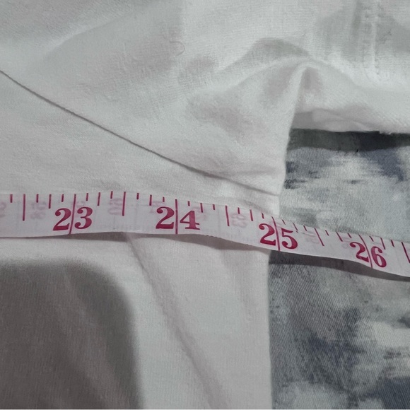 D&Co Essentials White Tee Shirt - XL - Picture 4 of 6